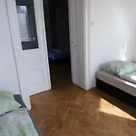 Raisa Fuenkhgasse