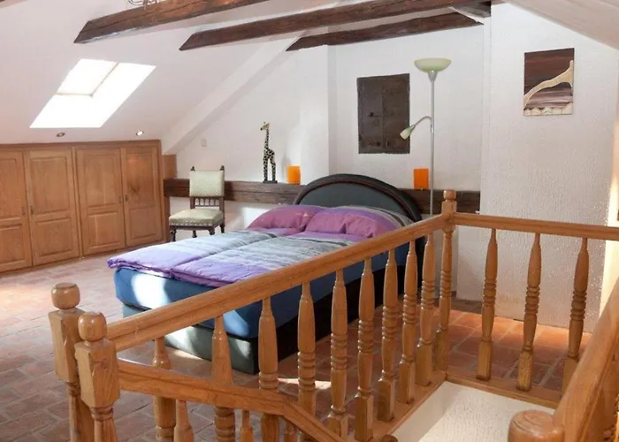 Raisa Fuenkhgasse * Pressbaum