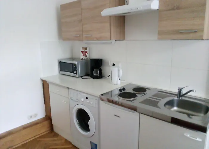 Raisa Fuenkhgasse Pressbaum